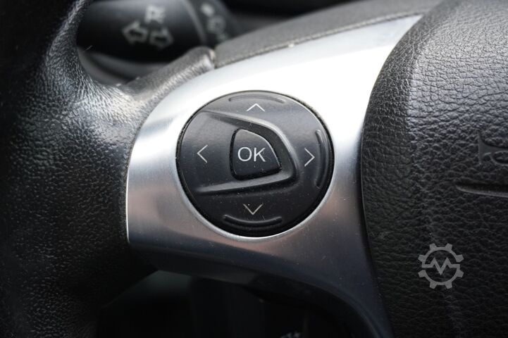 Delivery van Ford Transit 2.0 TDCI L3H2 130PK EURO 6 - Airco - Tr...