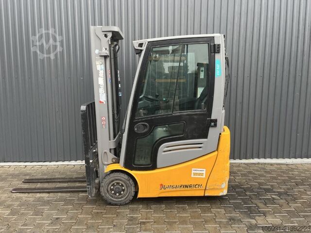 Elektro 3 Rad-Stapler Jungheinrich EFG213