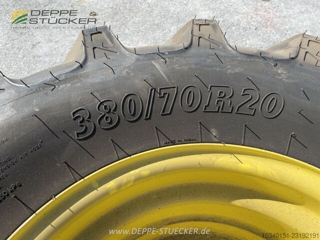 BKT 280/70 R20 Agrimax RT 765 BKT 280/70 R20 Agrimax RT 765