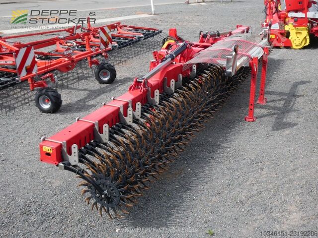 Pöttinger Rotocare V 8000 Rollhacke Pöttinger Rotocare V 8000 Rollhacke