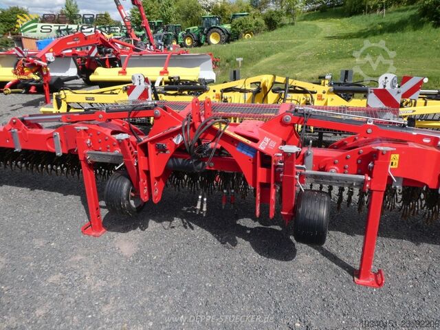 Pöttinger Rotocare V 8000 Rollhacke Pöttinger Rotocare V 8000 Rollhacke