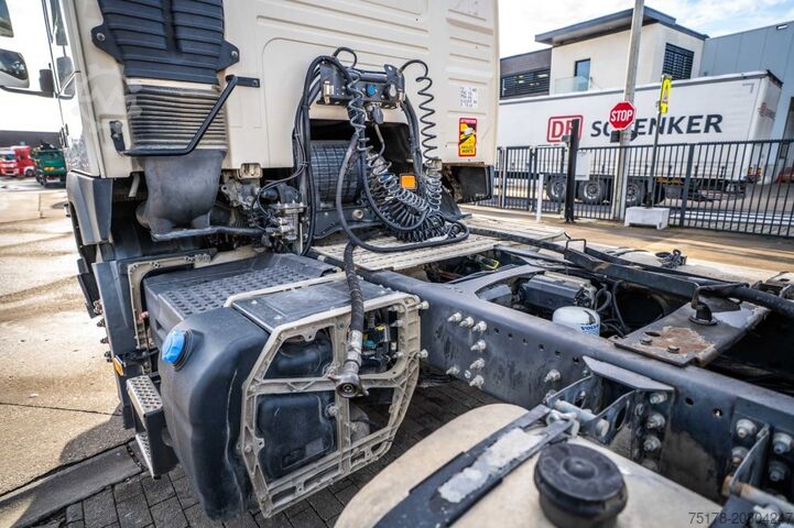 Standard-SZM VOLVO FMX 460 GLOB + HYDR