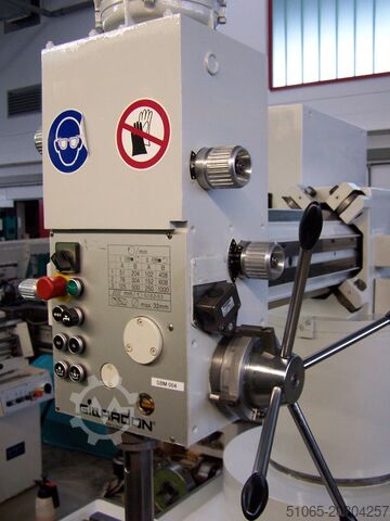 Schnellradialbohrmaschine Gillardon GSR 32 G