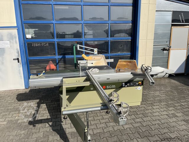 Sliding table saw SCM Si320