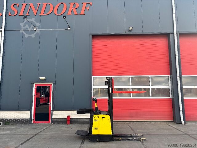 Stacker Hyster S 1.5 S 1500 kg stapelaar 3.4m