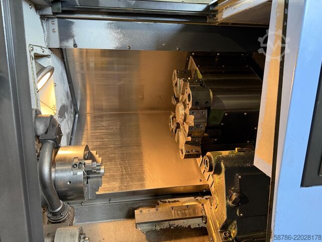 CNC lathe Doosan Lynx 220LB