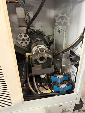 CNC lathe Doosan Lynx 220LB