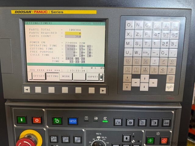 CNC lathe Doosan Lynx 220LB
