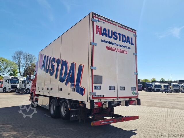 Suitcase Scania R580 V8 Topline 6x2 - Box with sidedoors - Reta...