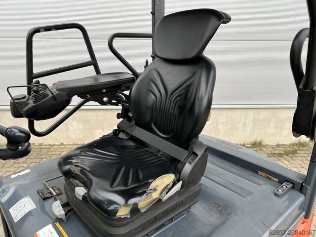 Elektro 4 Rad-Stapler Toyota 8 FBMT 30