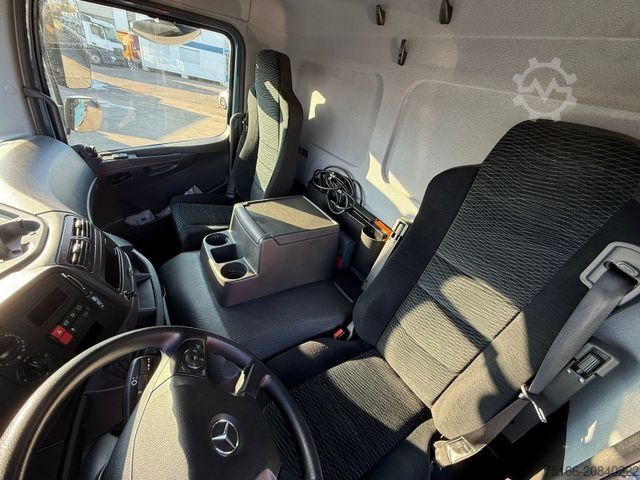 LKW-Fahrgestell MERCEDES-BENZ ATEGO 1230 L BDF-Fahrgestell 7,85 m*Vollluft*AHK