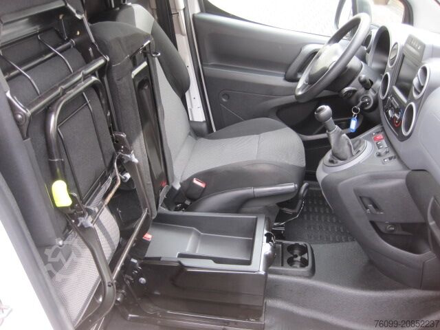 Customized van Peugeot Partner HDI Hygieneausbau 3-Sitzer M+S