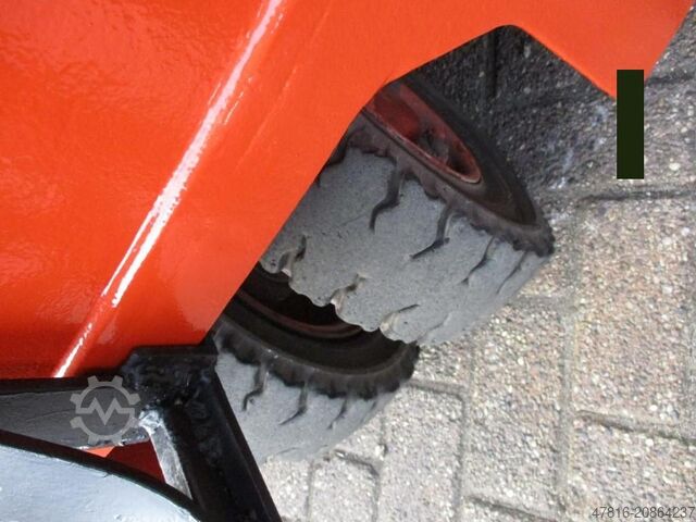 Gabelstapler Linde E12