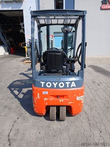 Forklift Toyota 8FBE15T
