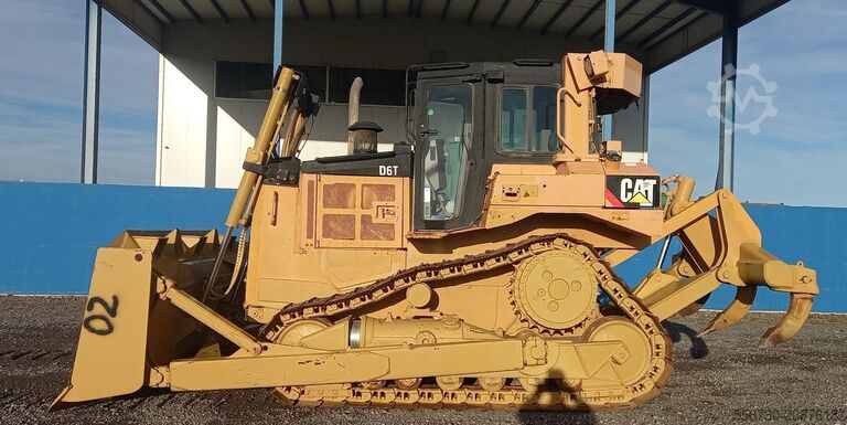Dozer Caterpillar D6T
