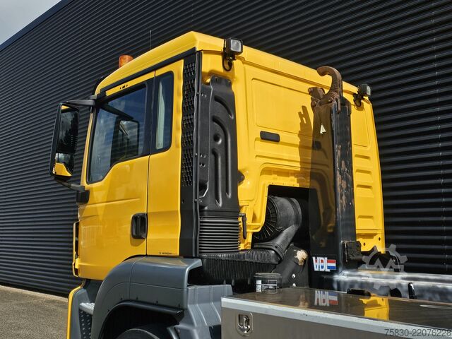 Hook arm system MAN TGS 35.460 8x4-4 BL / VDL 30T HOOKLIFT