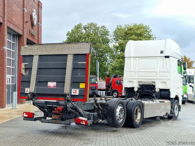 Chassis with cab DAF XF 530 SuperSpaceCab 6x2*4 - Chassis 740 cm - L...