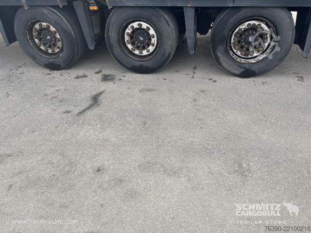 Auflieger mit Pritsche & Plane Schmitz Cargobull Semitrailer Curtainsider Mega
