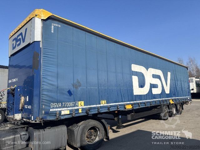 Auflieger mit Pritsche & Plane Schmitz Cargobull Semitrailer Curtainsider Mega