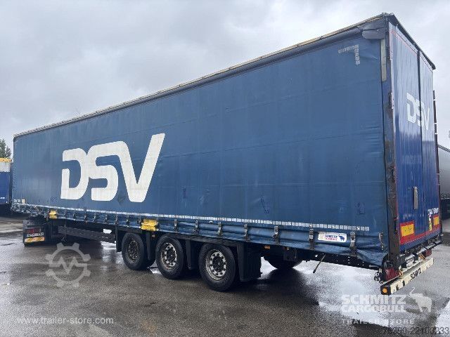 Auflieger mit Pritsche & Plane Schmitz Cargobull Semitrailer Curtainsider Mega