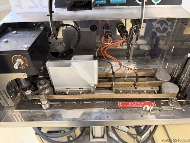 Saxon bag sealing machine Saxon Continuous Bag Sealer SB1000 € 8,900