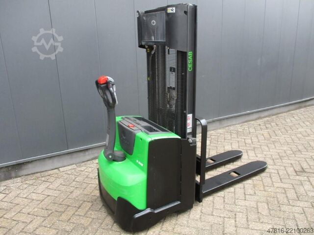 High lifting pallet truck CESAB S212