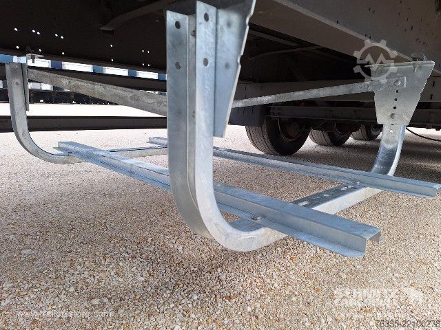Open semitrailer with tarp Schmitz Cargobull Curtainsider Mega