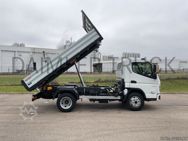 Three-way tipper van FUSO Mitsubishi Canter 7C15 4x2 Kipper AHK KlimaA LED