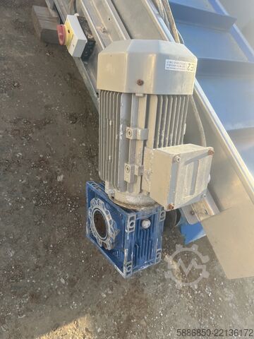Feeder with pushers Inox 480 x 90 cm  