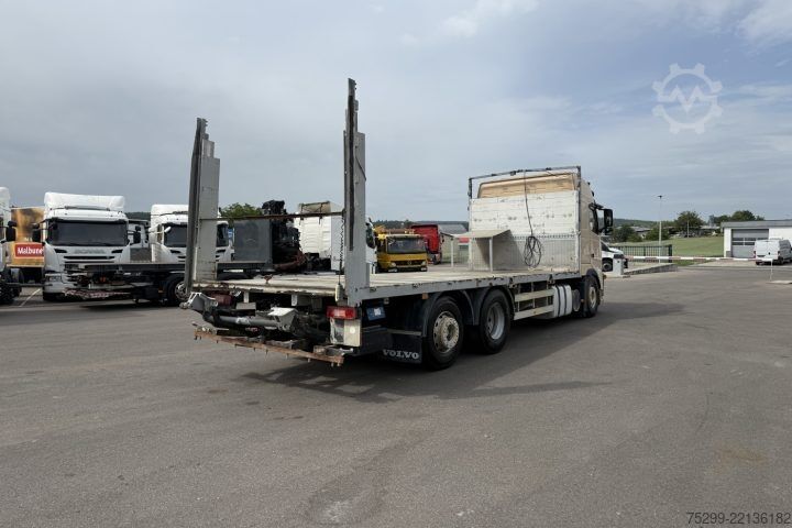Flatbed truck Volvo FH12-460 6x2 Brücke / Swiss-Vehicle