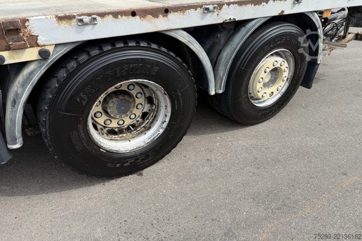 Flatbed truck Volvo FH12-460 6x2 Brücke / Swiss-Vehicle