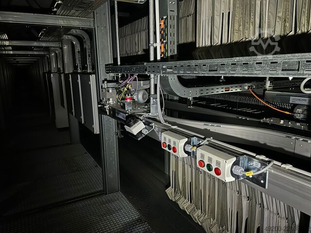 Overhead-Transportanlage mit Taschen Dürkopp Transportanlage