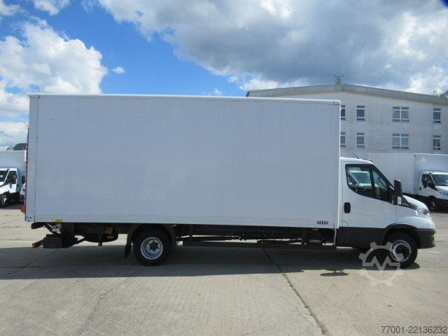 Transporter mit Koffer IVECO 70C18HA8/P Hi-Matic / Klima / Tempomat