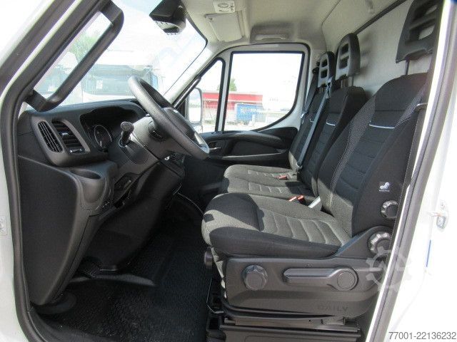 Transporter mit Koffer IVECO 70C18HA8/P Hi-Matic / Klima / Tempomat