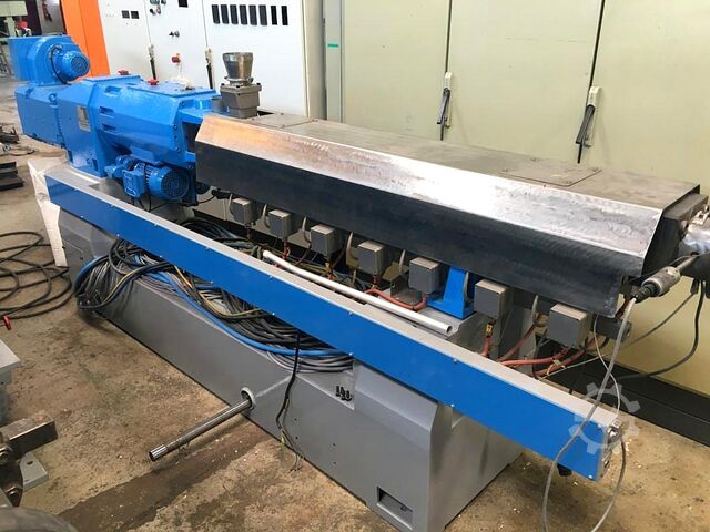 Twin screw extruder Leistritz ZSE 50 GL