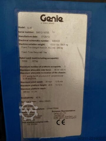 Teleskopbühne Genie S-45