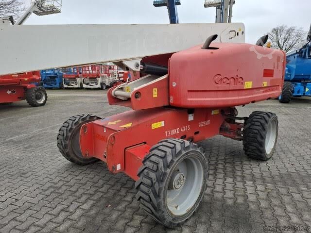 Telescopic boom lift Genie S-65