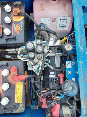 Aerial platform SkyJack SJ12