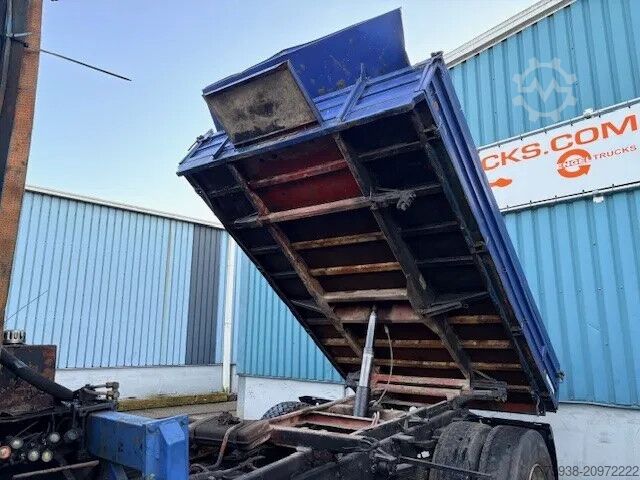 Tipper Mercedes-Benz 1617 C 4x2 KIPPER WITH CRANE (6-CILINDER ENGINE...