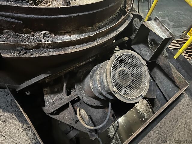 Pouring furnace BBC Brown Boveri XCQ 44 BBC Brown Boveri XCQ 44