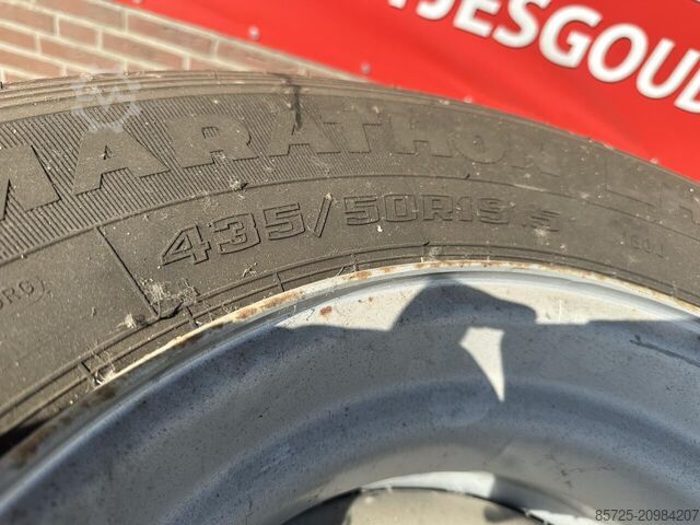 Tyre  4 Banden