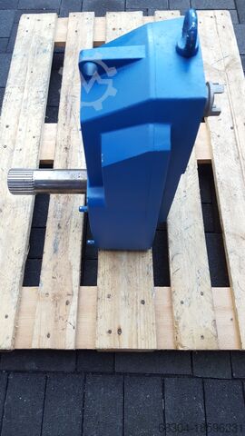 ABUS hoist motors / travel motors / gearboxes ABUS Fahrmotoren / Getriebe / Unterflaschen