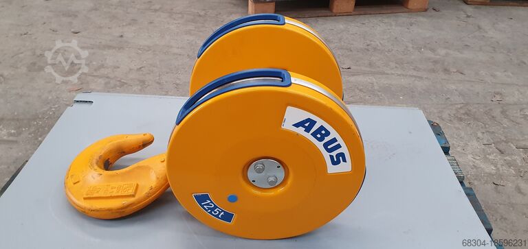 ABUS hoist motors / travel motors / gearboxes ABUS Fahrmotoren / Getriebe / Unterflaschen