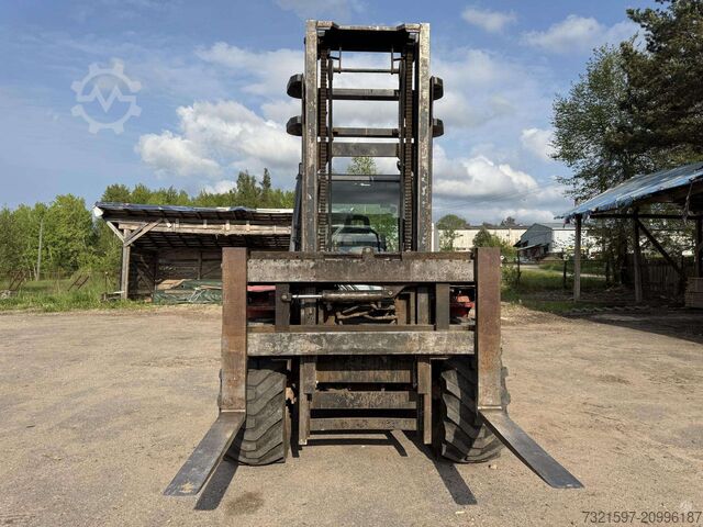 Off-road forklift Manitou M50-4