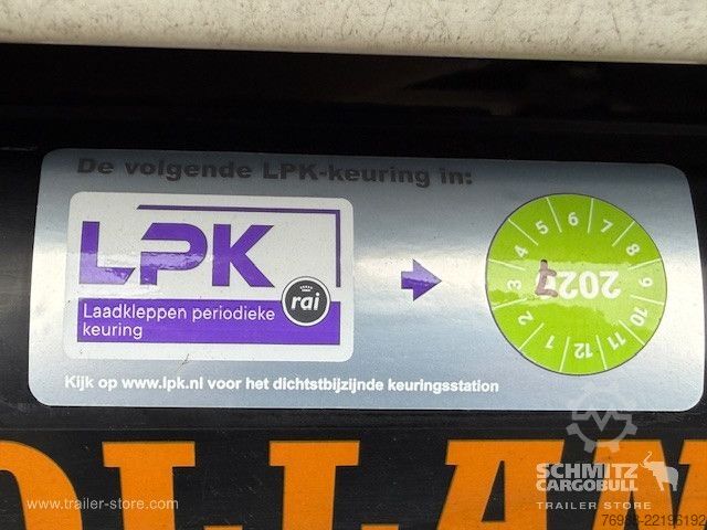 Reefer semitrailer Schmitz Cargobull Tiefkühler Standard Ladebordwand