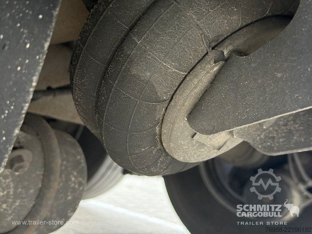 Reefer semitrailer Schmitz Cargobull Tiefkühler Standard Ladebordwand