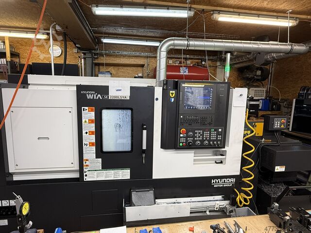 CNC-Dreh- und Fräszentrum HYUNDAI WIA SE 2200 LSYA