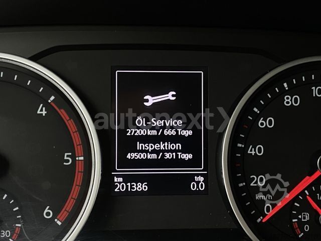 Feuerwehrfahrzeug VOLKSWAGEN Crafter 35 KTW Krankentransport Liege+Trage (293