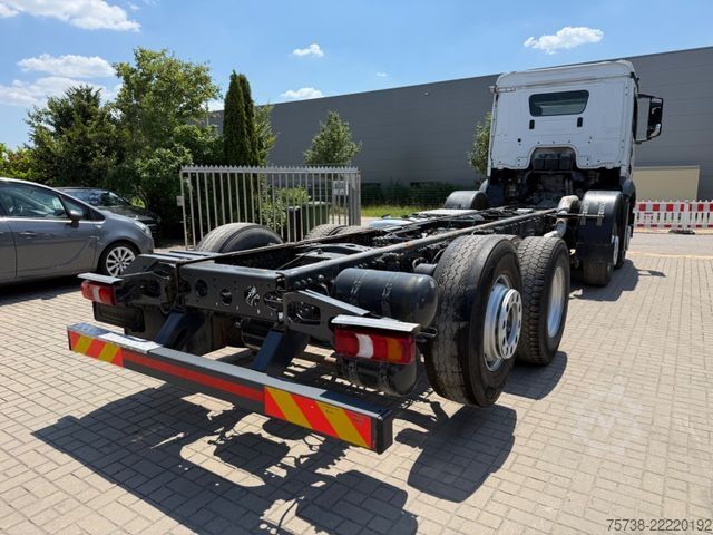 LKW-Fahrgestell MERCEDES-BENZ Arocs 3445 Fahrgestell 8X2/RECHTSLENKER/Retarder
