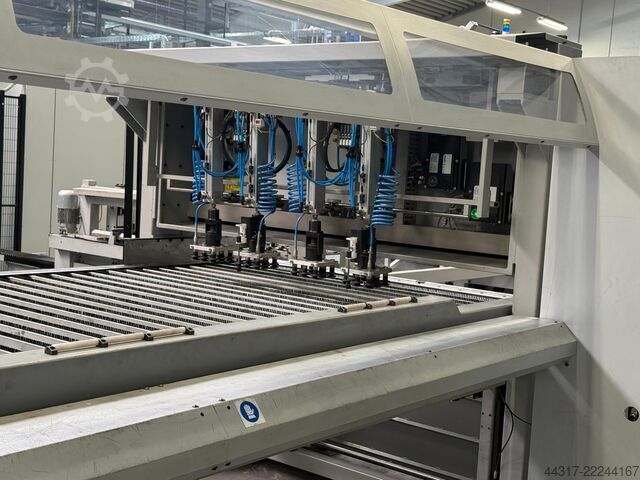 Punching and bending machine Salvagnini S4/P4 Bj.2018 Vollausstattung S4Xe.  / P4Xe. 3125